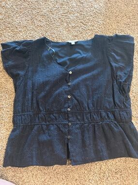 Time and Tru Navy Eyelet Button-Front Peplum/Peasant Top